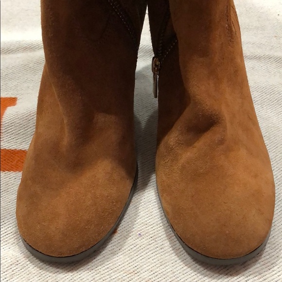 Michael Kors Burke Buckle up Suede boots - Picture 3 of 4